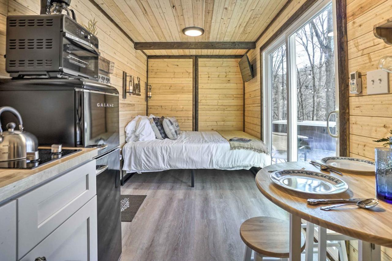 Loudonville Tiny Home With Hot Tub By Mohican State Park! מראה חיצוני תמונה