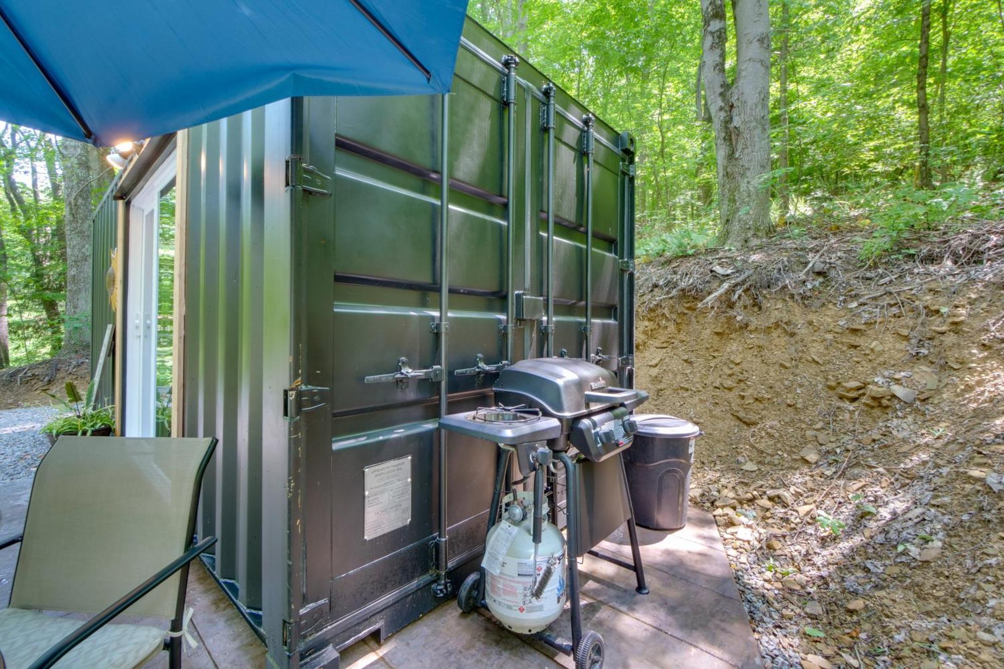 Loudonville Tiny Home With Hot Tub By Mohican State Park! מראה חיצוני תמונה
